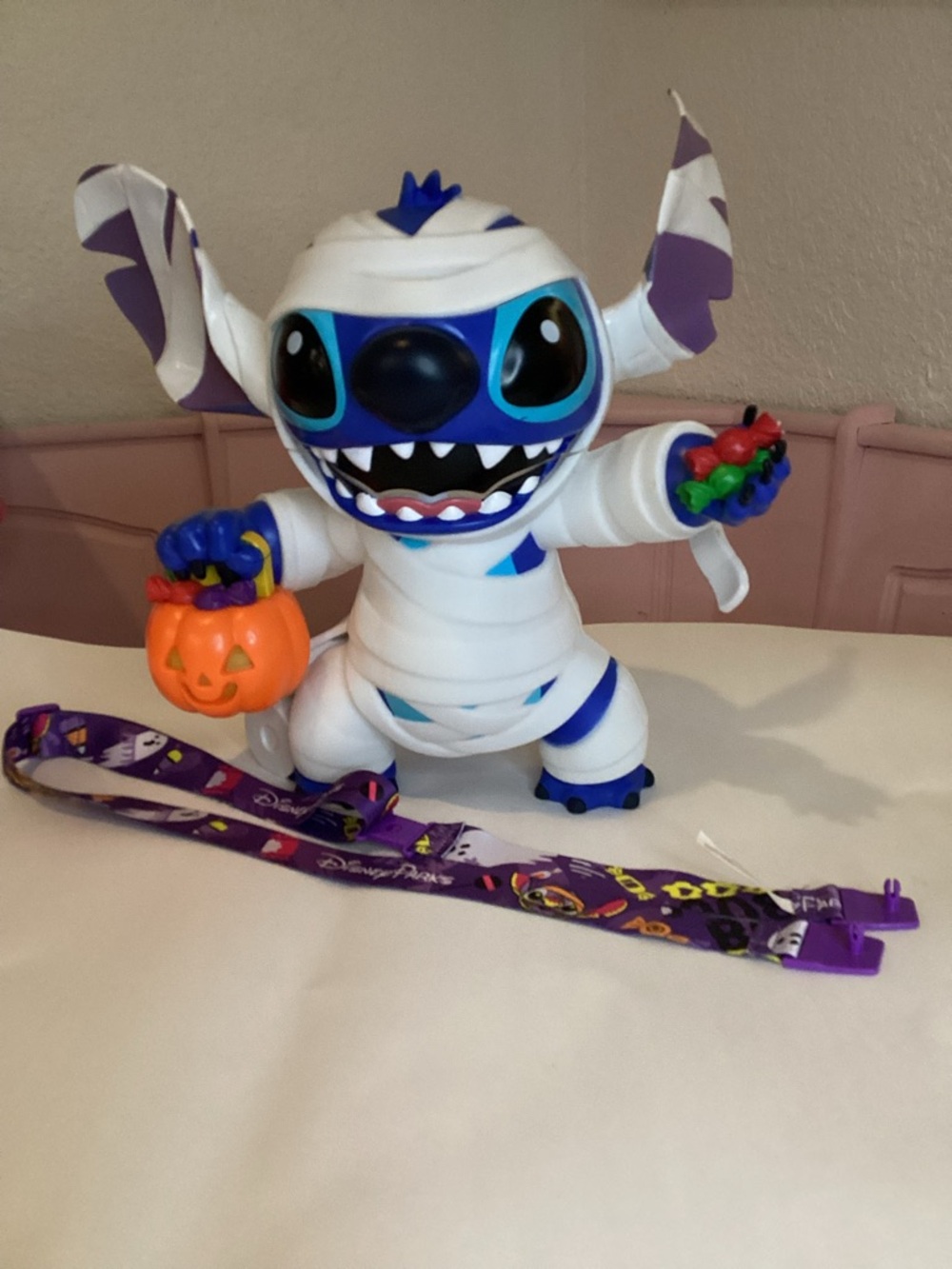 Disney Parks 2025 Halloween Stich Mummy Pop Corn Bucket, Glow In The Dark